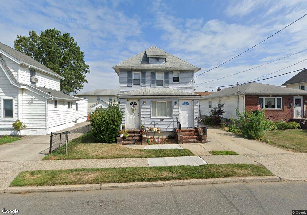 892 Washington St, Franklin Square, NY 11010 - photo 1