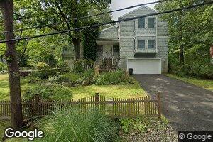 8 Hollywood Dr, Dobbs Ferry, NY 10522