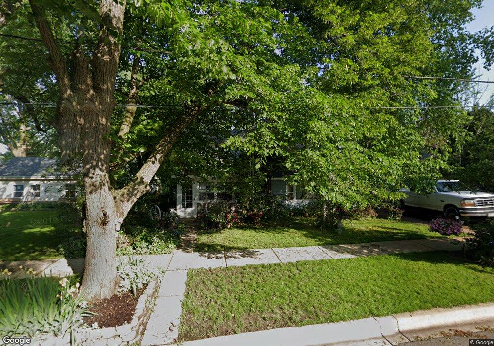 314 S Hubbard St, Algonquin, IL 60102 - photo 1