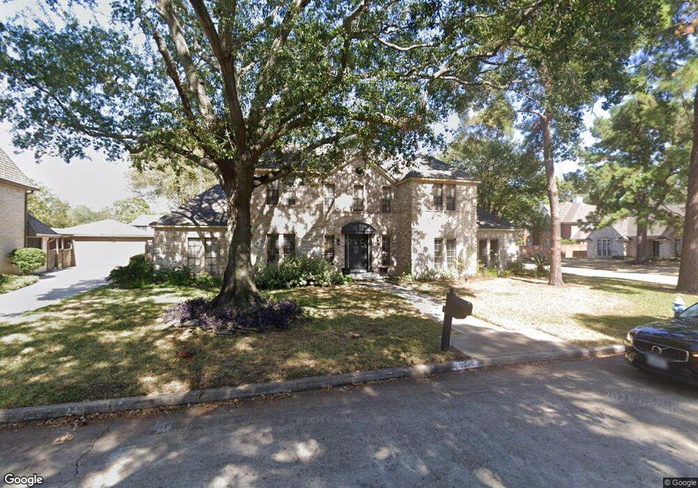 15702 Knoll Lake Dr, Houston, TX 77095 - photo 1