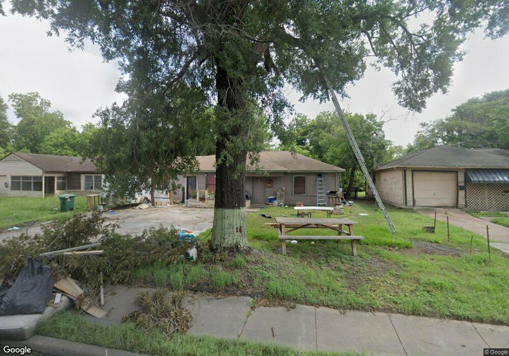 4919 Yellowstone Blvd, Houston, TX 77021 - photo 1