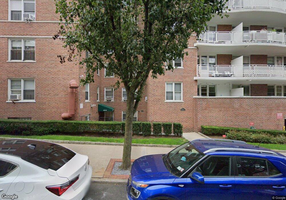 69-10 108th St unit 8-O, Forest Hills, NY 11375 - photo 1