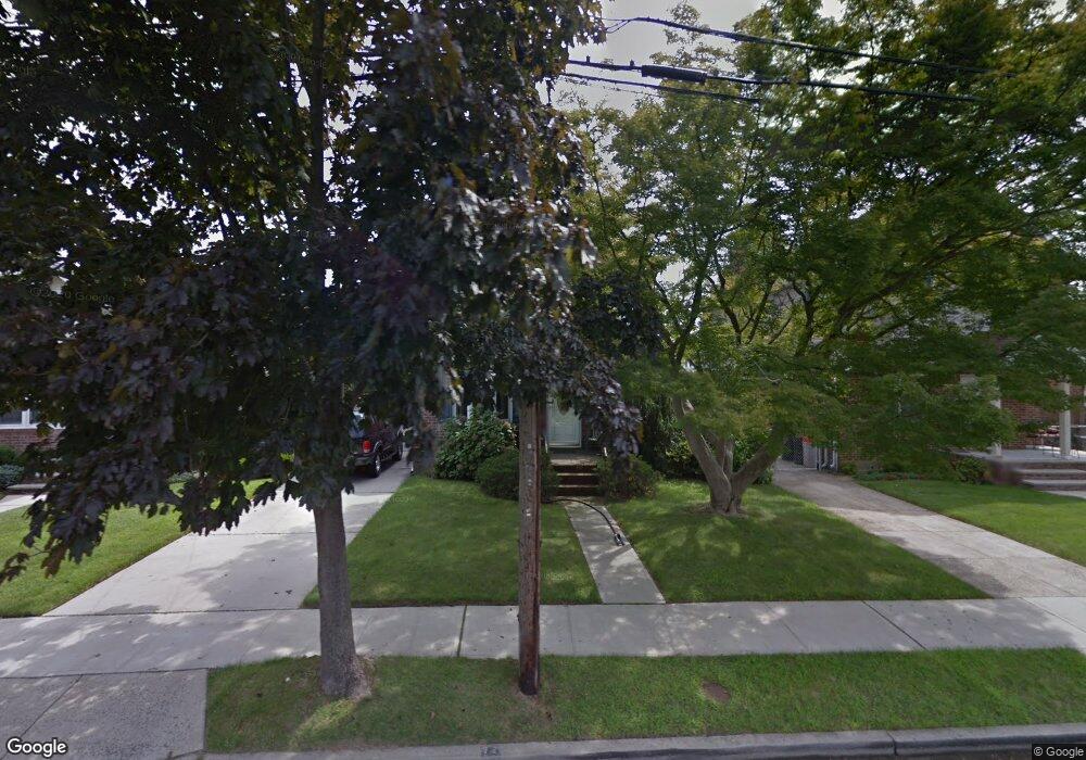 72 Roxbury Rd, Franklin Square, NY 11010 - photo 1