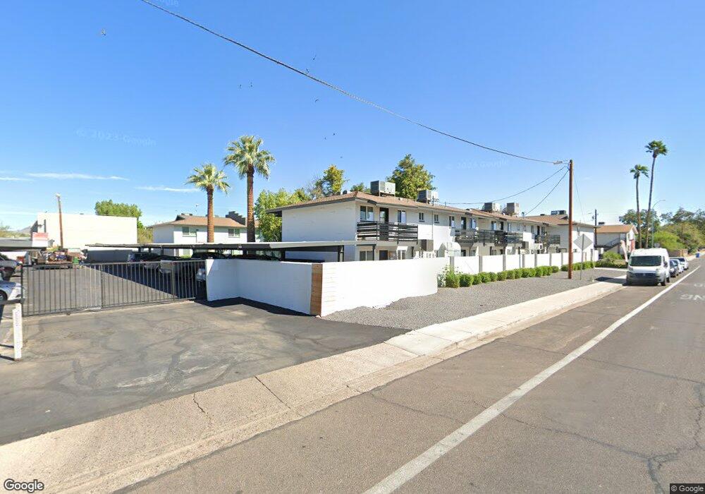 2302 N 27th St unit 2, Phoenix, AZ 85008 - photo 1