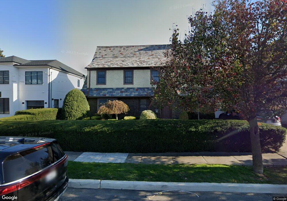 394 Church Ave, Cedarhurst, NY 11516 - photo 1