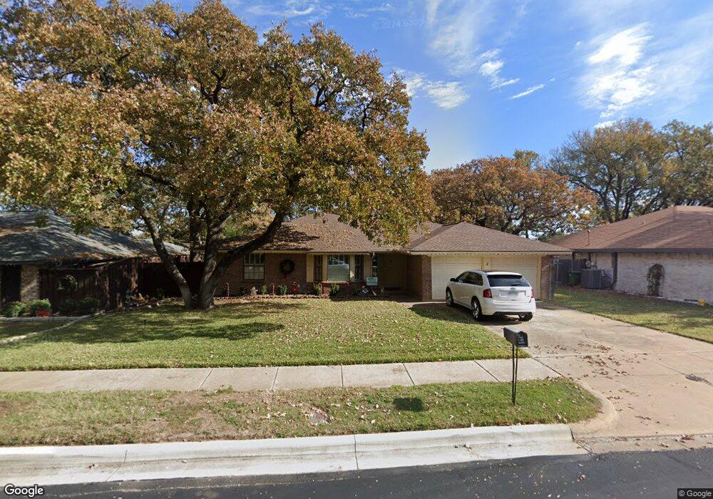 2908 Ridgewood Dr, Hurst, TX 76054 - photo 1