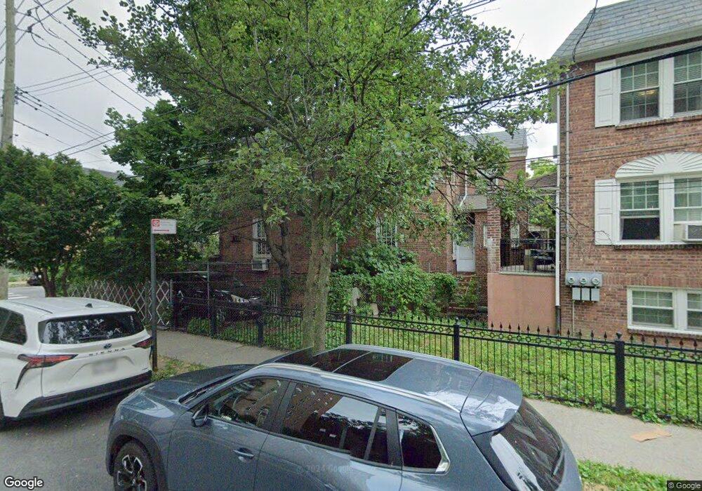 332 W 234th St, Bronx, NY 10463 - photo 1