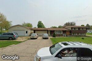 305 W Hyde St, Warren, IL 61087