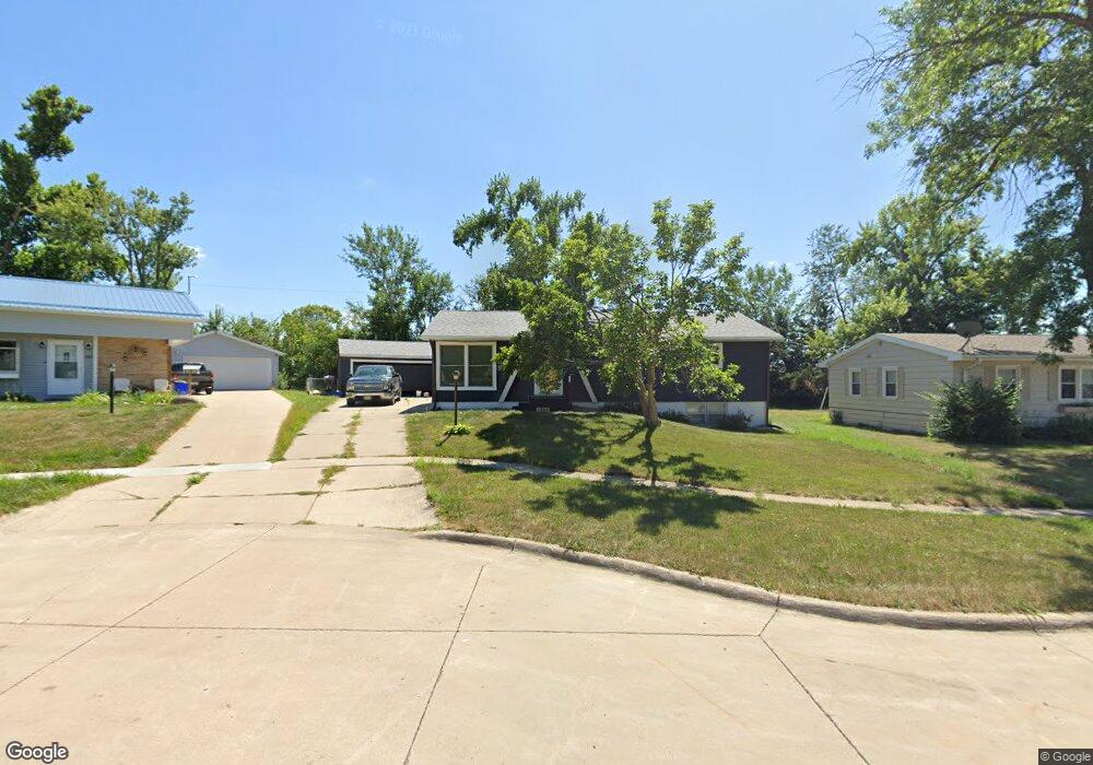 1395 G Ave, Marion, IA 52302 - photo 1