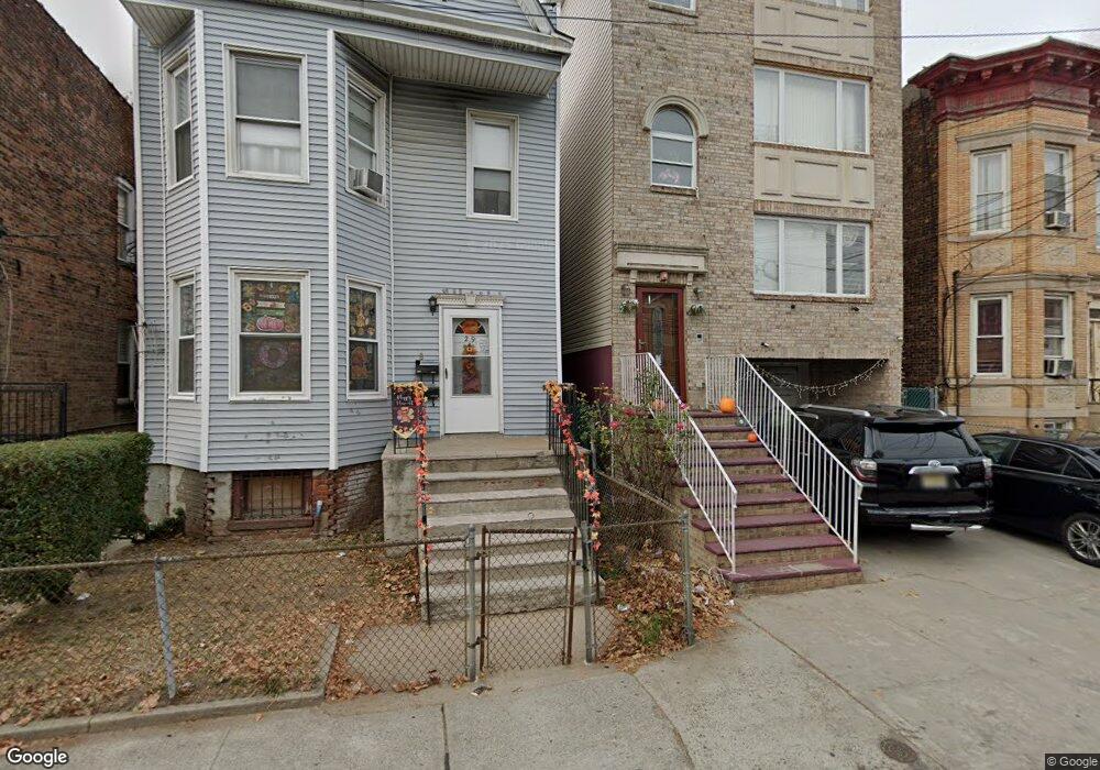 31 Bergen Ave, Jersey City, NJ 07305 - photo 1
