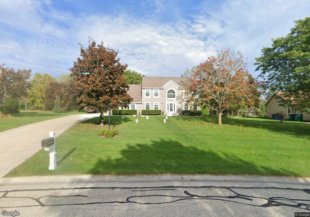 W154N10322 Regency Ct N, Germantown, WI 53022 - photo 1