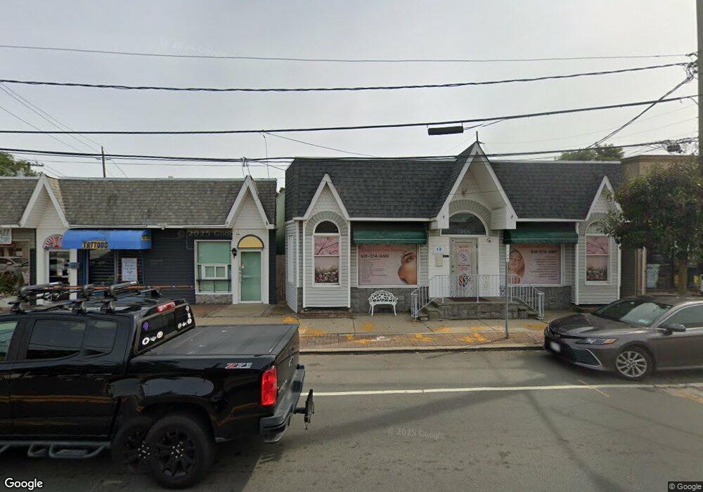 173 Islip Ave, Islip, NY 11751 - photo 1