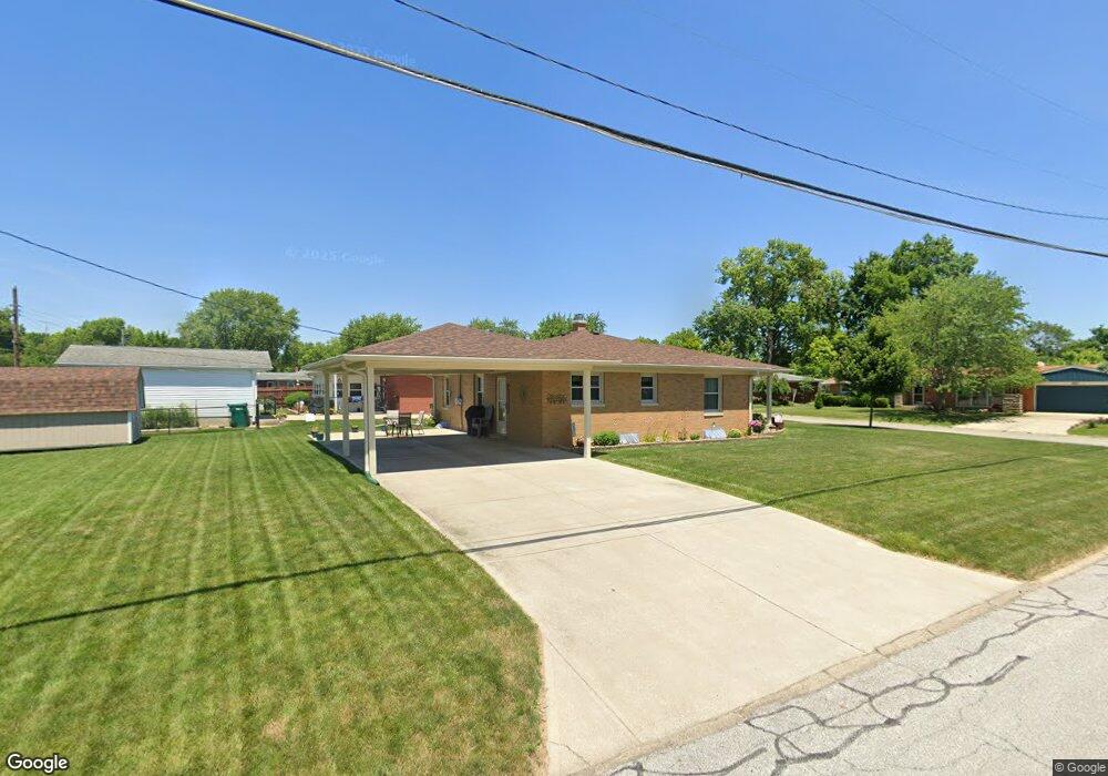 432 Simmons St, Plainfield, IN 46168 - photo 1
