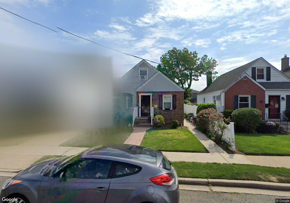 249 Ribbon St, Franklin Square, NY 11010 - photo 1