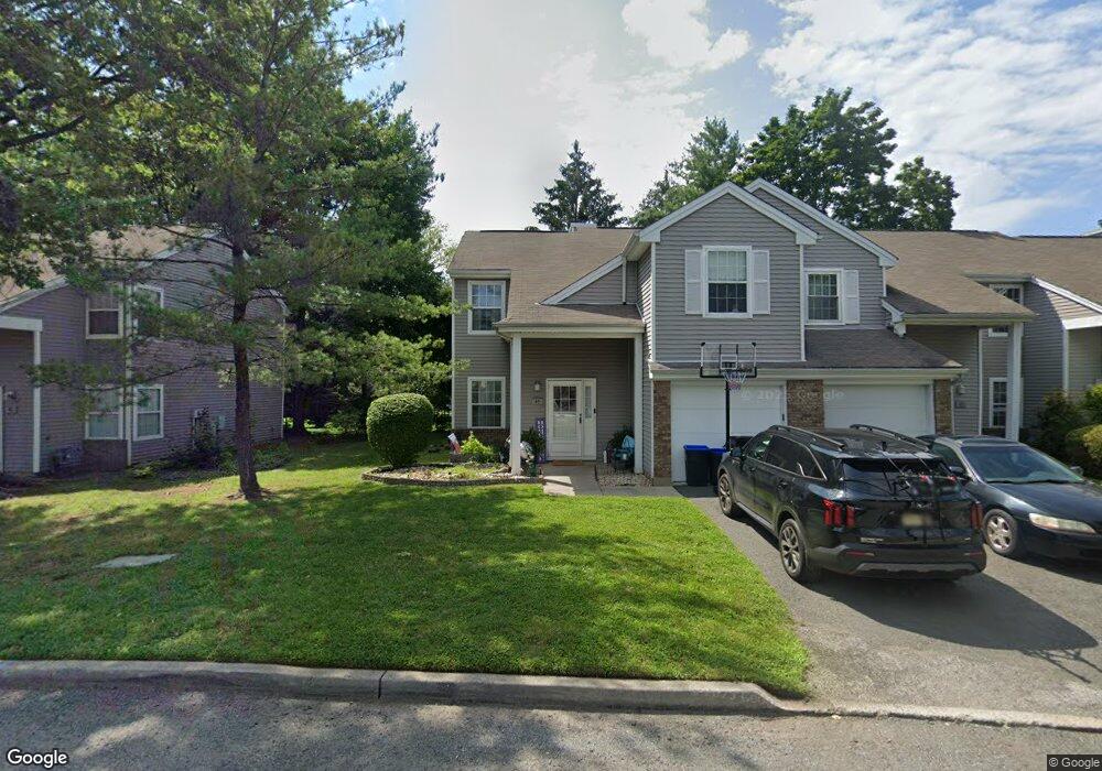 45 Renaissance Ln unit 11A, New Brunswick, NJ 08901 - photo 1