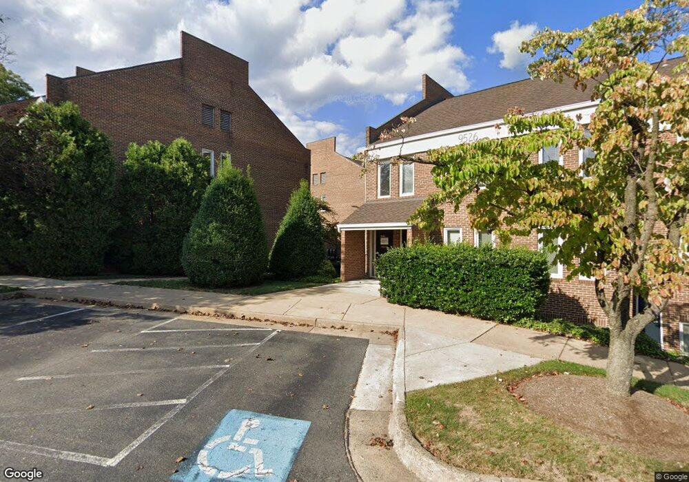 9512B Lee Hwy, Fairfax, VA 22031 - photo 1