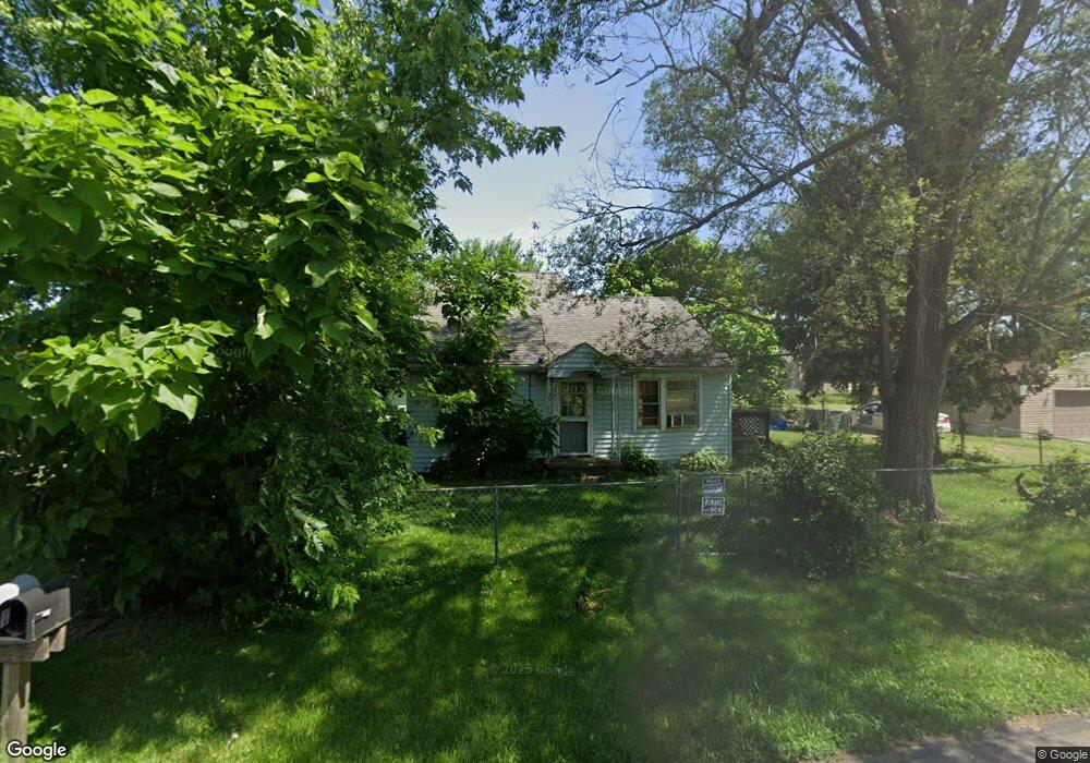 226 E Harvard Ave, Muncie, IN 47303 - photo 1