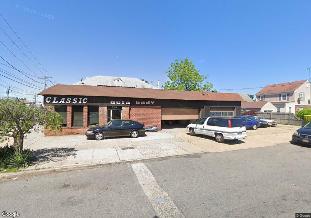 214 Hempstead Turnpike, West Hempstead, NY 11552 - photo 1