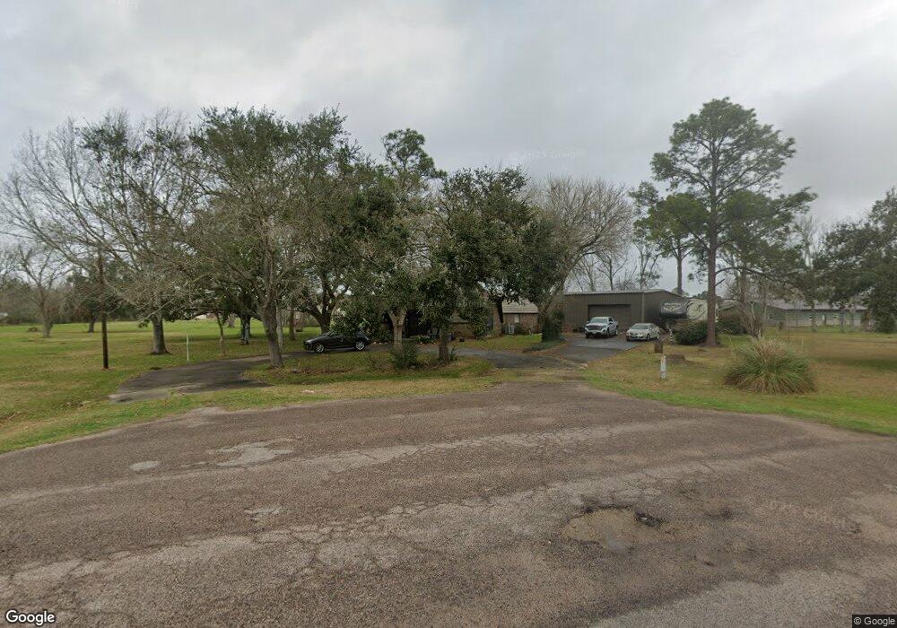2810 Cytherea Cir, Alvin, TX 77511 - photo 1