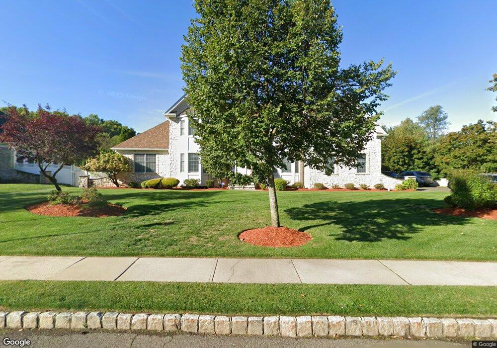 154 Cumberland Ct, Paramus, NJ 07652 - photo 1