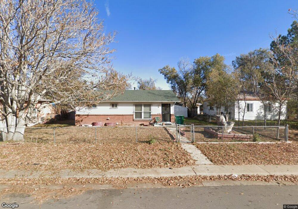 1158 Alton St, Aurora, CO 80010 - photo 1