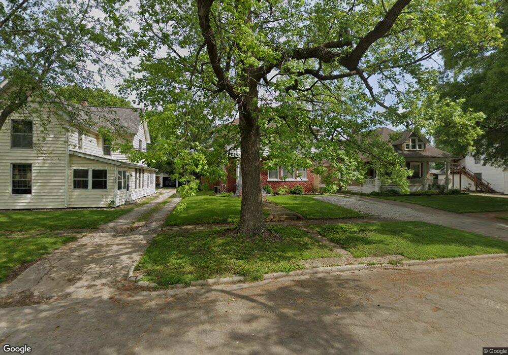 2408 Prairie Ave, Mattoon, IL 61938 - photo 1