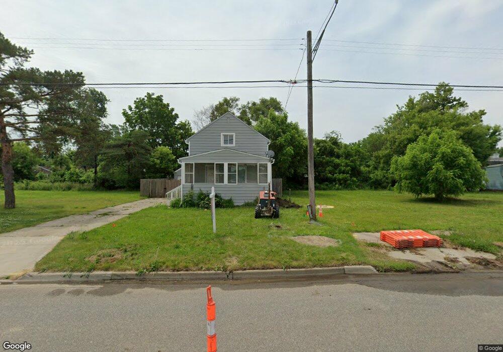 1077 W Bristol Rd, Flint, MI 48507 - photo 1