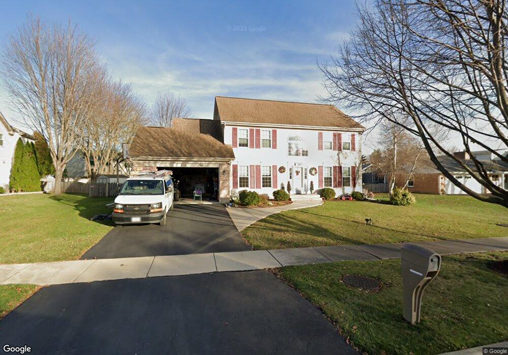 150 N Kingsway Dr, Aurora, IL 60506 - photo 1