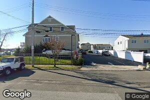 100 Empire Blvd Unit 15, Island Park, NY 11558