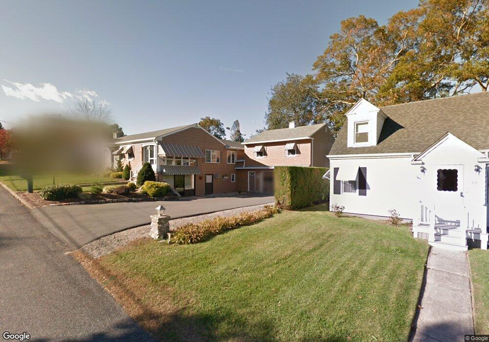 22 Zulmiro Dr, Westport, MA 02790 - photo 1