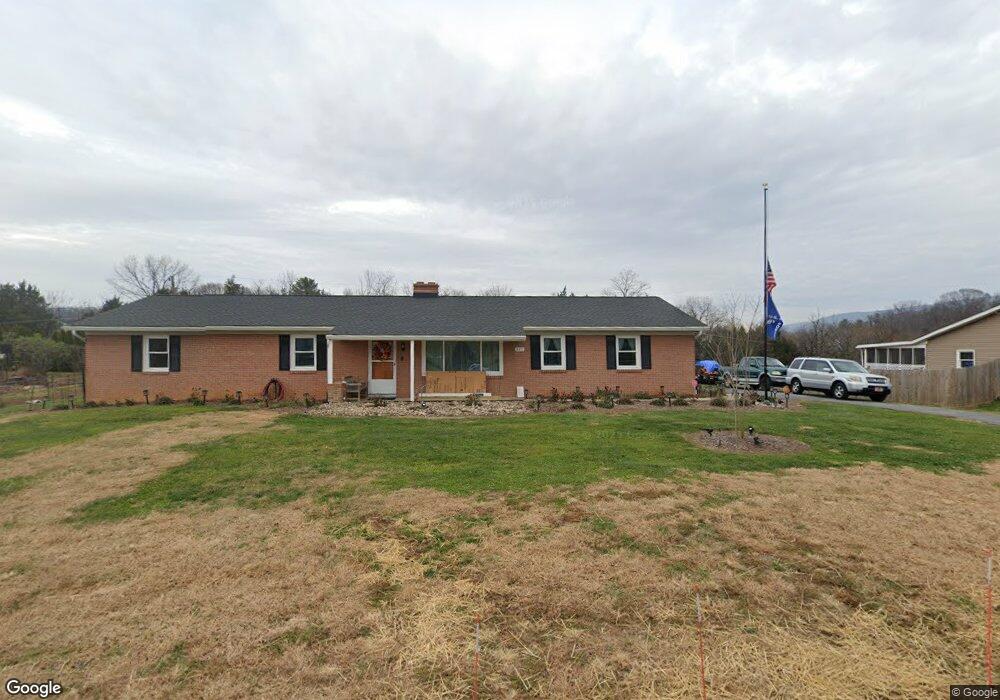 271 Pointfield Dr, Harpers Ferry, WV 25425 - photo 1