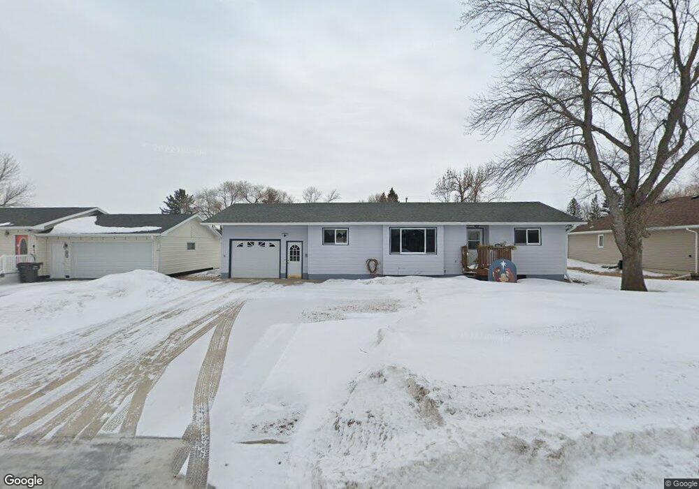 1515 16th St SW, Jamestown, ND 58401 - photo 1