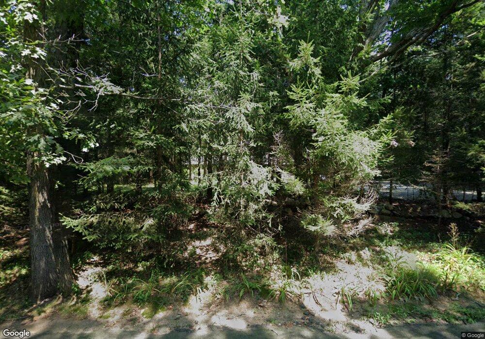 291 Saw Mill Rd, Guilford, CT 06437 - photo 1