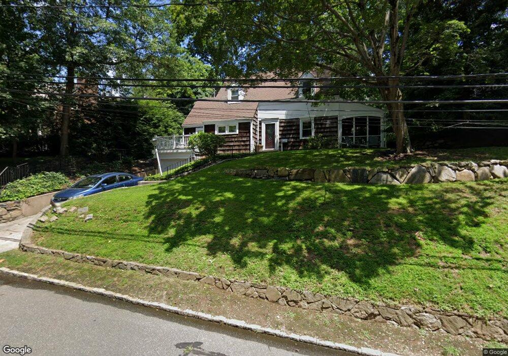 38 Amherst Rd, Port Washington, NY 11050 - photo 1