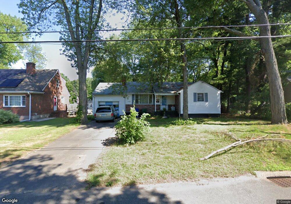 106 Pershing St, Bloomfield, CT 06002 - photo 1