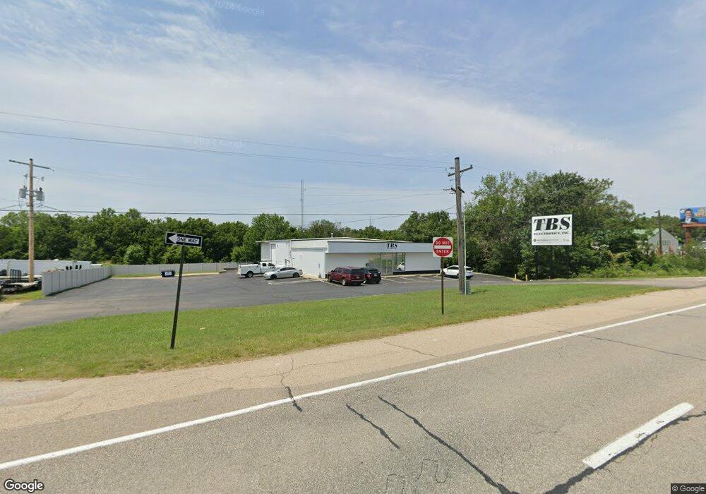 5225 SW Topeka Blvd, Topeka, KS 66609 - photo 1