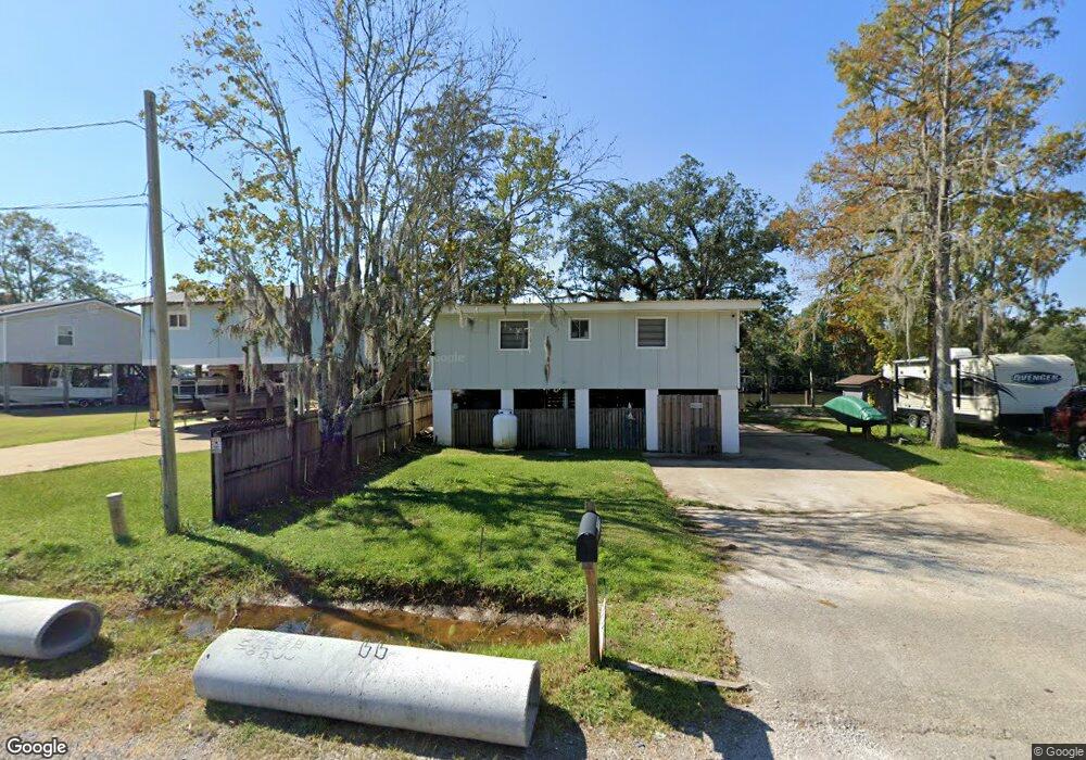 9121 Riverlodge Dr, Moss Point, MS 39562 - photo 1