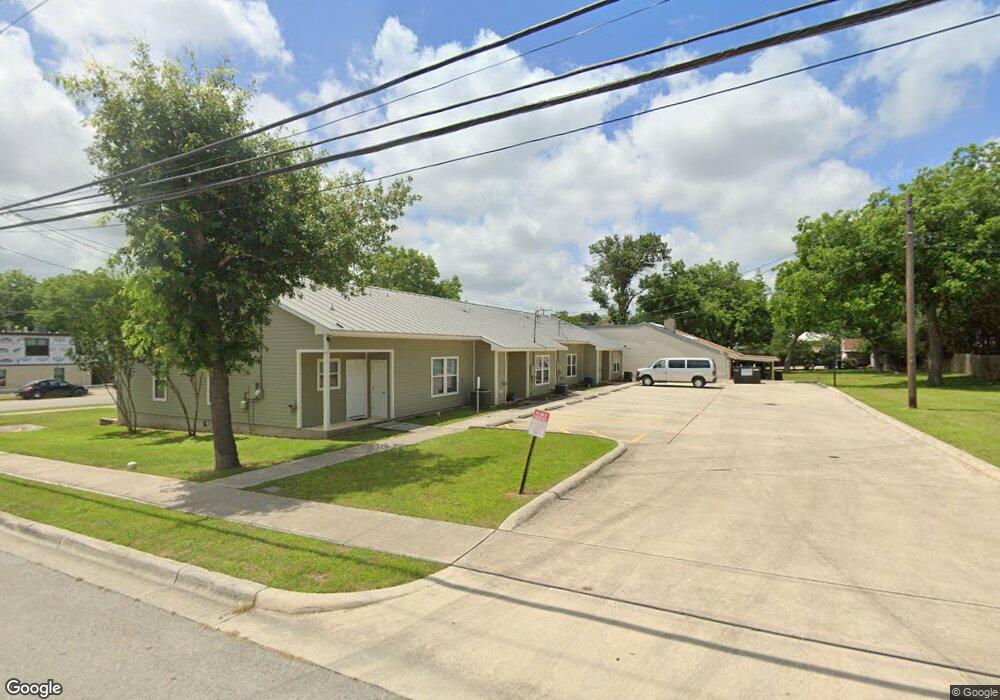 604 W Hutchison St, San Marcos, TX 78666 - photo 1