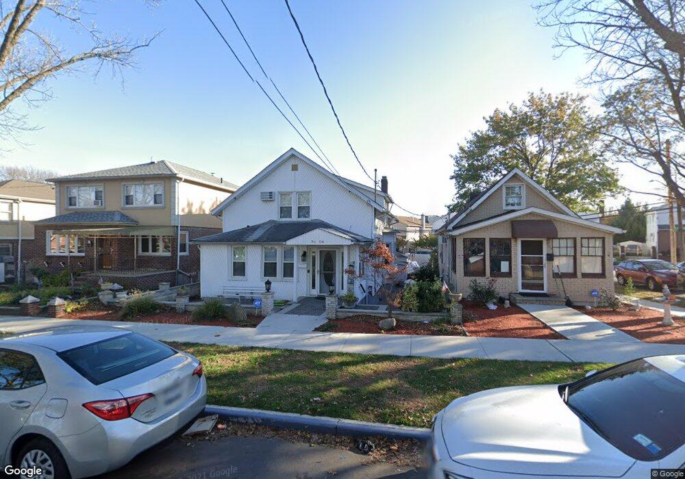 9404 149th Ave, Ozone Park, NY 11417 - photo 1