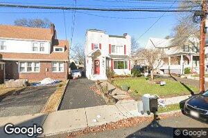 24 Niagara St, Dumont, NJ 07628