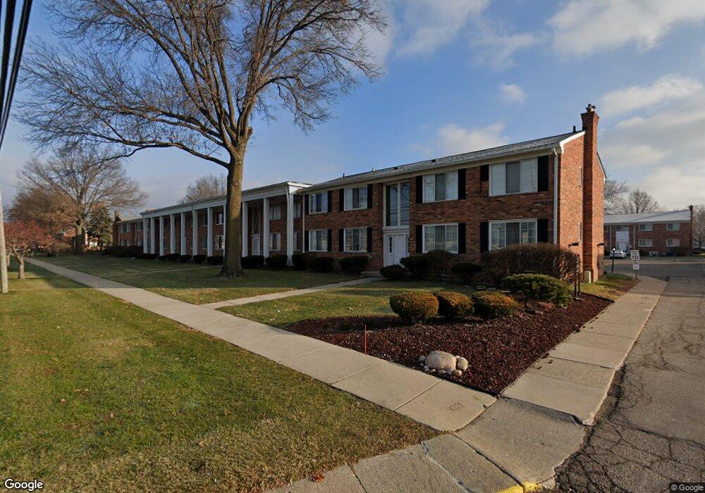 29292 Hoover Rd unit 161, Warren, MI 48093 - photo 1