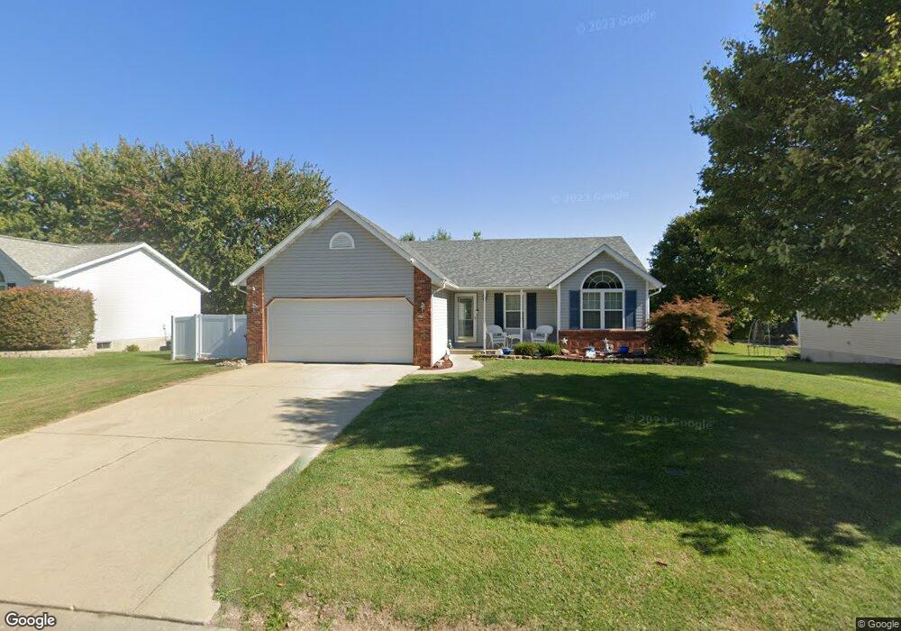 909 Copper Ridge, Maryville, IL 62062 - photo 1