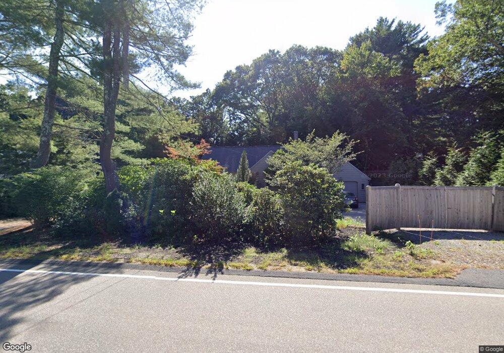 61 Spring St, Medfield, MA 02052 - photo 1