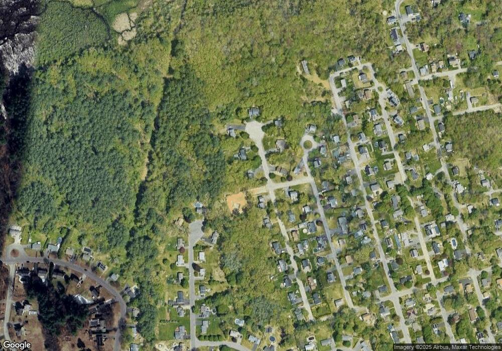 2 Fox Run Ln, Methuen, MA 01844 - photo 1