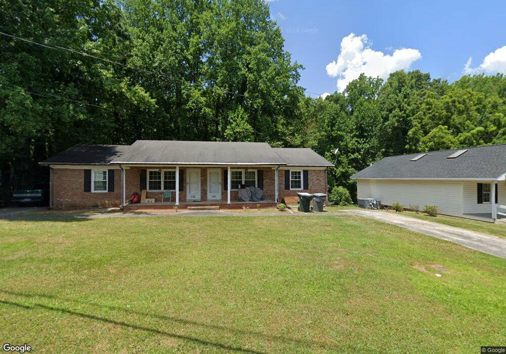 1110 Uwharrie St, Asheboro, NC 27203 - photo 1