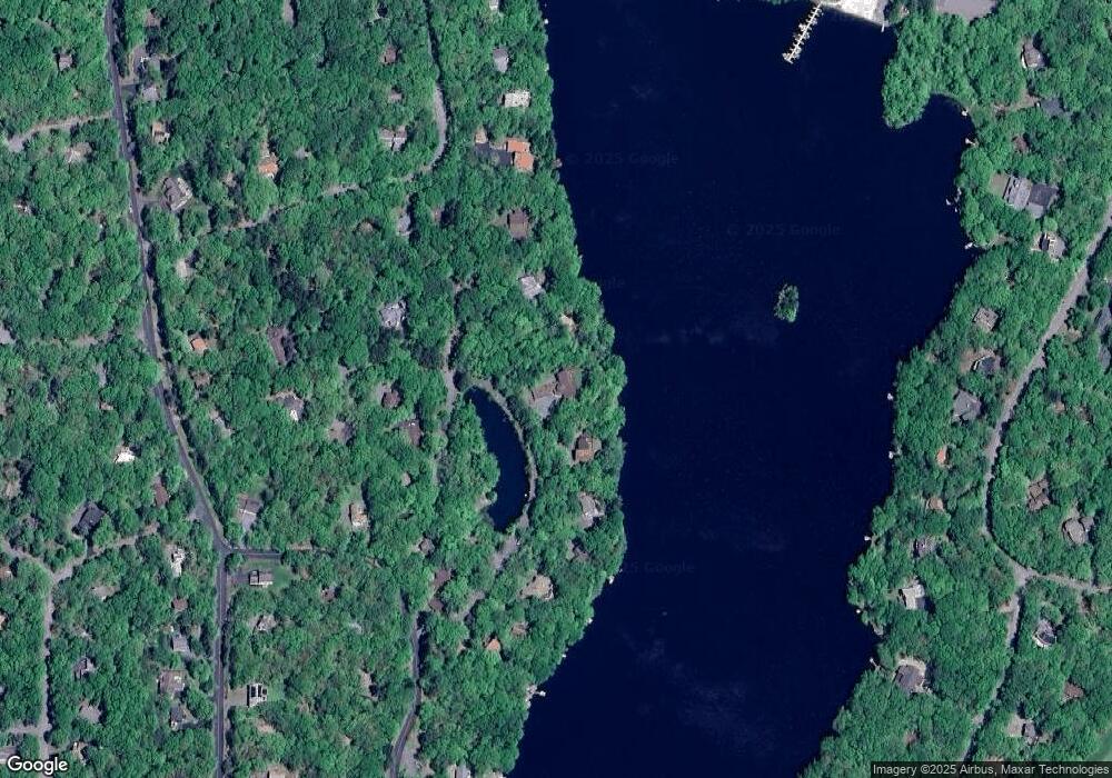 114 Falling Brook Dr, Hawley, PA 18428 - photo 1