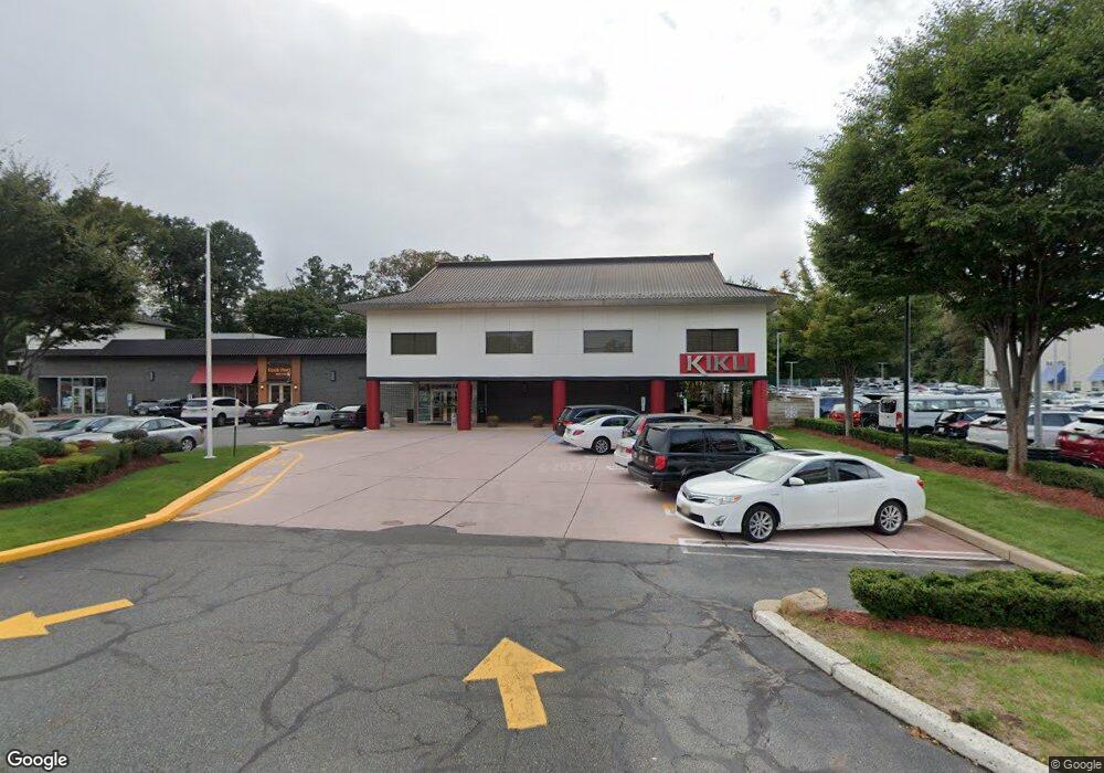 365 New Jersey 17 unit 2B, Paramus, NJ 07652 - photo 1