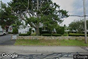 741 Dartmouth St, South Dartmouth, MA 02748