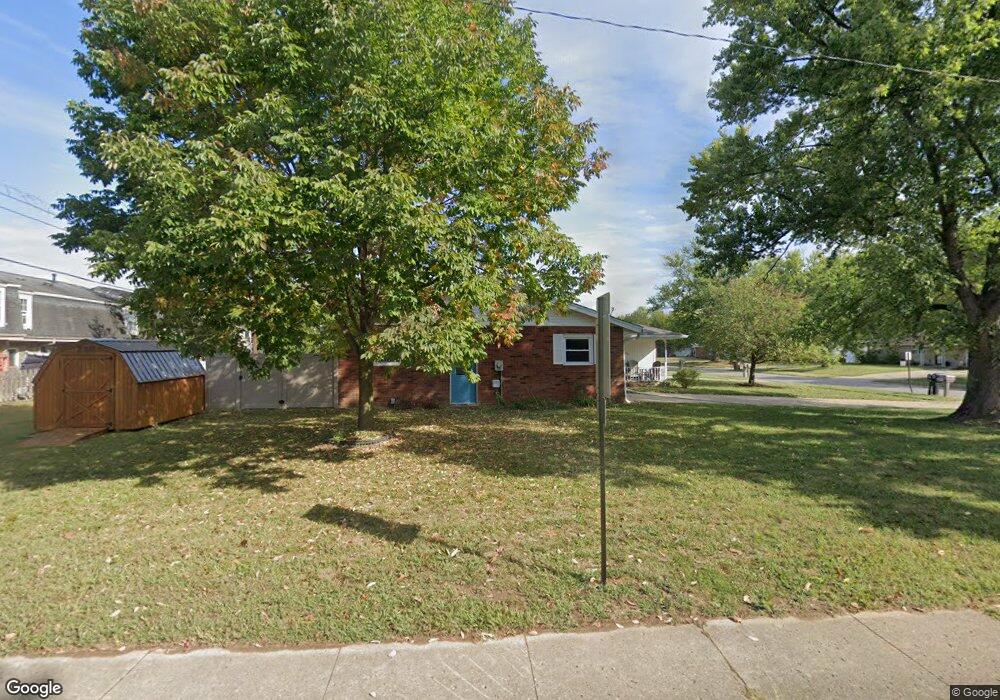 2212 Timbercrest Dr, Columbus, IN 47203 - photo 1