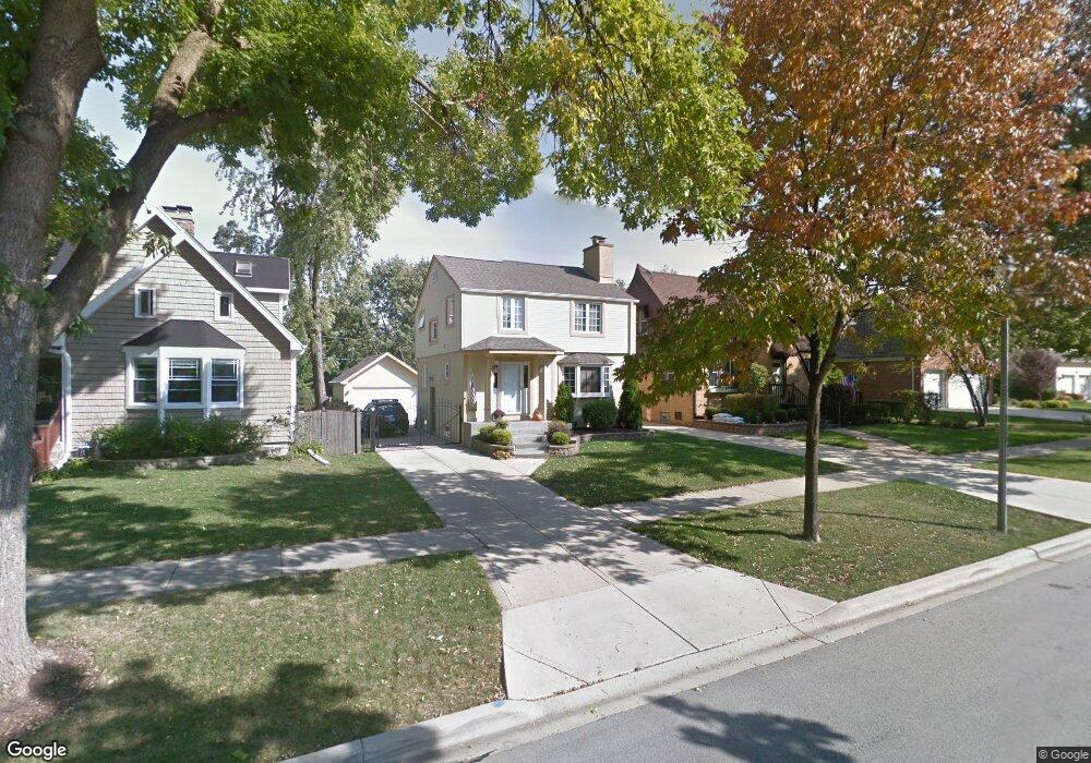 333 N Walnut St, Elmhurst, IL 60126 - photo 1